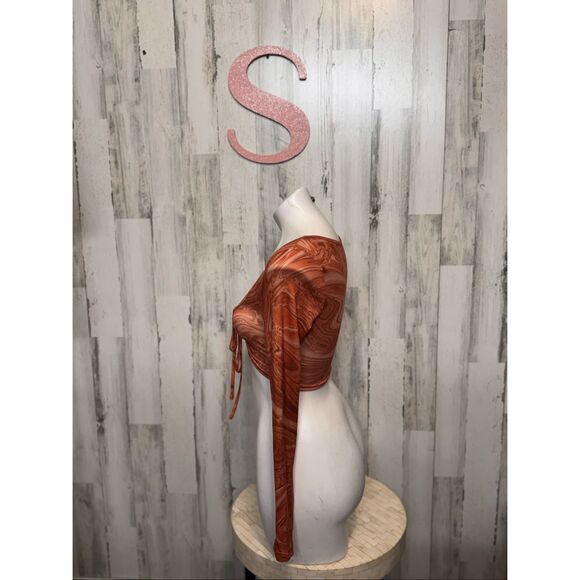 Rust Marble Print Long Sleeve Tie Front Crop Top | Ruched Front Stretchy Shirt – - Picture 3 of 7